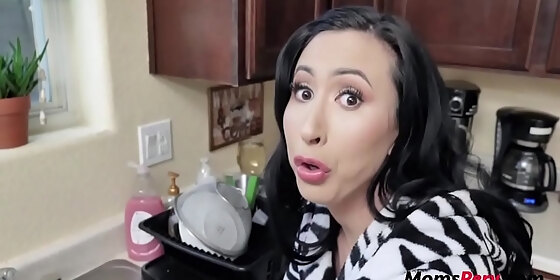 put cum inside stepmom like a good boy lily lane