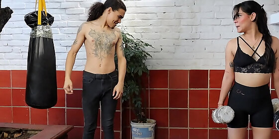 i was exercising with my stepbrother and seeing him i got very horny he fucked my pussy very good porn in spanish