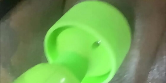 sexfeene testing out the mega wand magicstick and holding her creamy cum in from squirting all over herself