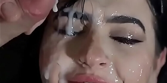 facial on pretty face