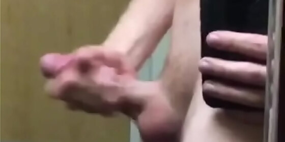 quick jerk off in the mirror