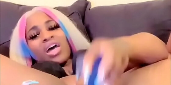 watch me get fucked by my good dildo