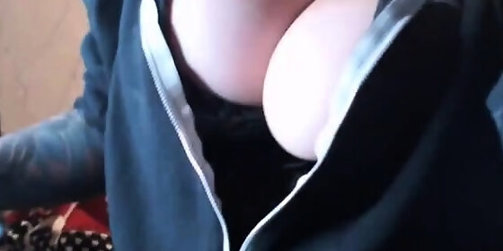 amateur blonde with big boobs hot free cam show