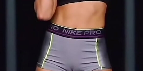sydney cummings no panties cameltoe