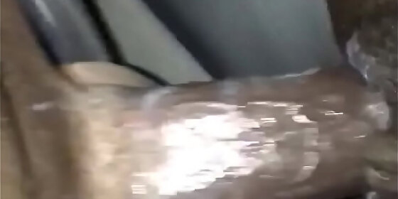 fat pregnant black slut getting her pussy fucked in the car