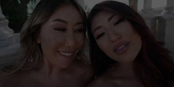 joi tease with nicole doshi and mina luxx