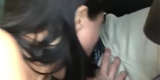 yummy blowjob while i drive