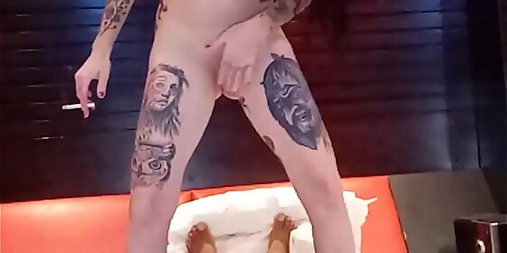 cris bathory giving her lover a bath