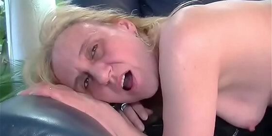 amazing blonde granny fucked