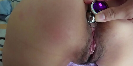  amateur nini got anal training like insert butt plug