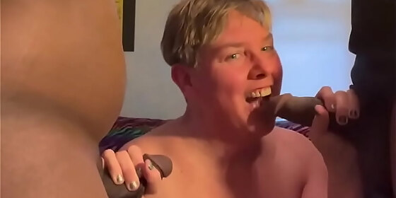 sucking 2 cocks