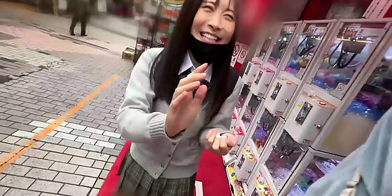 https bit ly 3qd3iyehiyori is too cute and mysterious for anyone who wanna fuck and today is the long awaited date with her at ueno we went to ue