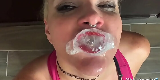 blowing cum bubbles before swallow featuring spunky savage