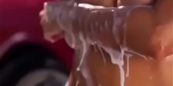 lindsey pelas nude car wash