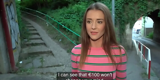 outdoor euro pulled before sucking and dickriding in duo