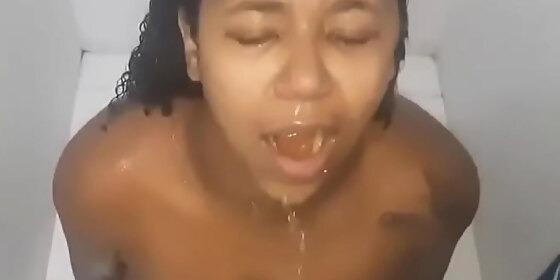 i gave my girlfriend nan diaba a silver bath