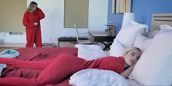 couple fuck stepdaughter for christmas