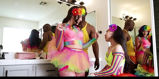 roughuse pride parade free use aubree valentine kimmy kim