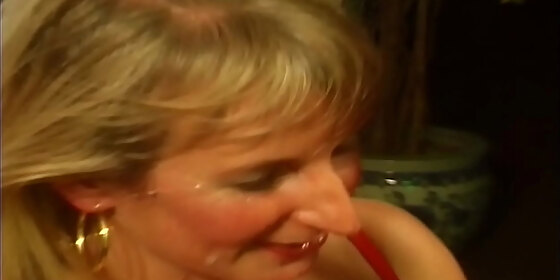 spermanneke cumshots sperm facials swallowing