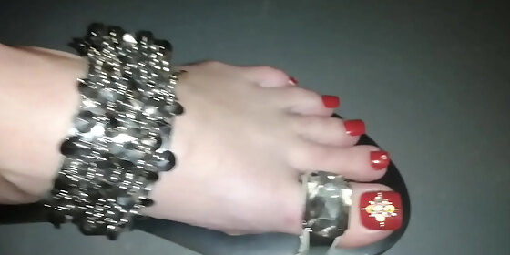 mistress lady l diamond flip flops and sexy red nails video short version