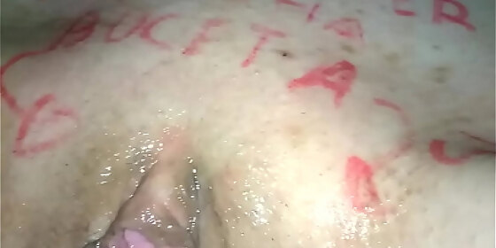 wife offering pussy cumshot on social network