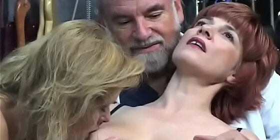 elegant cutie gets awarded with sex