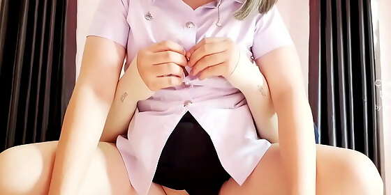 thai university student love creampie with her teacher