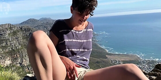 close up outdoor bdsm dorm handjob outdoor