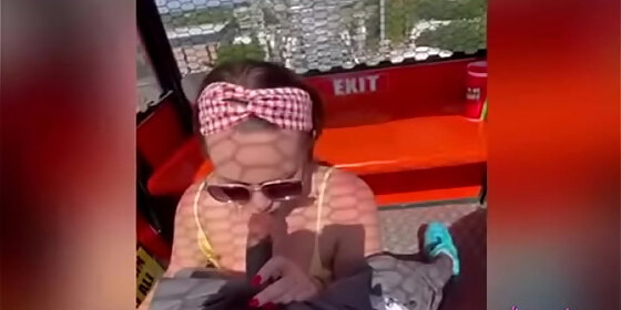 state fair slut sucks dick on the ferris wheel