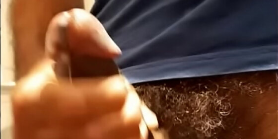 str8 guy squeezes one out at work