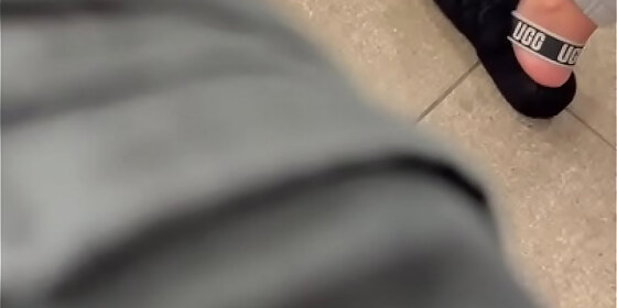 19yr old female feet