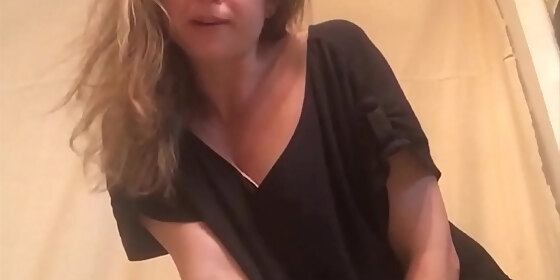 lick up my sex cum after being fucked