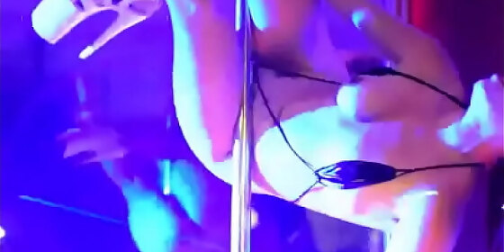 porn show with live cumshot