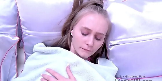 new 18 girl with skinny body gets fucked at her audition