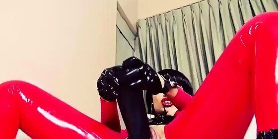 fucking her monster hole with giant toys