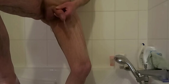 cum bathroom