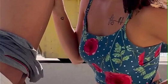 cumming in novinha s butt