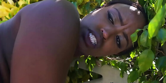 curvy ebony turns her big booty around for pussy banging
