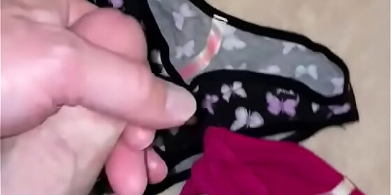 cum on xs 23 year old panties