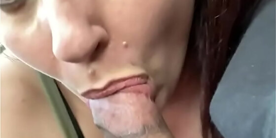 hotwife gives blowjob in car on the freeway