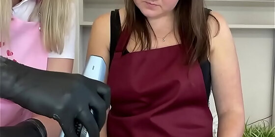 during the training of an apprentice client powerfully cum in the office sugarnadya