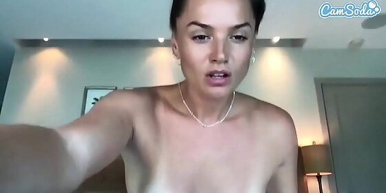 camsoda tori black plays with her favorite toys