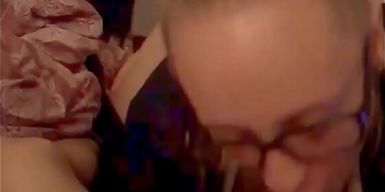 rena bebe twerking wile sucking big dick