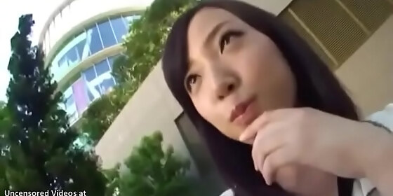 japanese random girl accepts to fuck in hotel