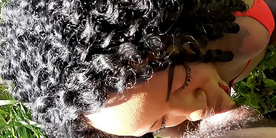 i went for a walk on the beach with my friends i ended up falling in my mouth complete no red