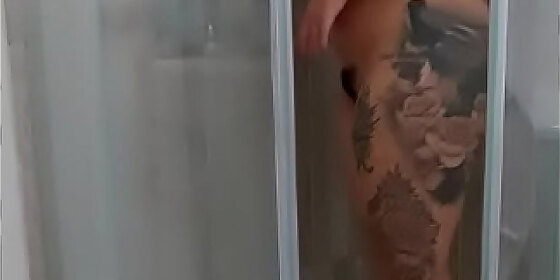 i need a man to fuck me in the shower in medellin colombia latina lauren